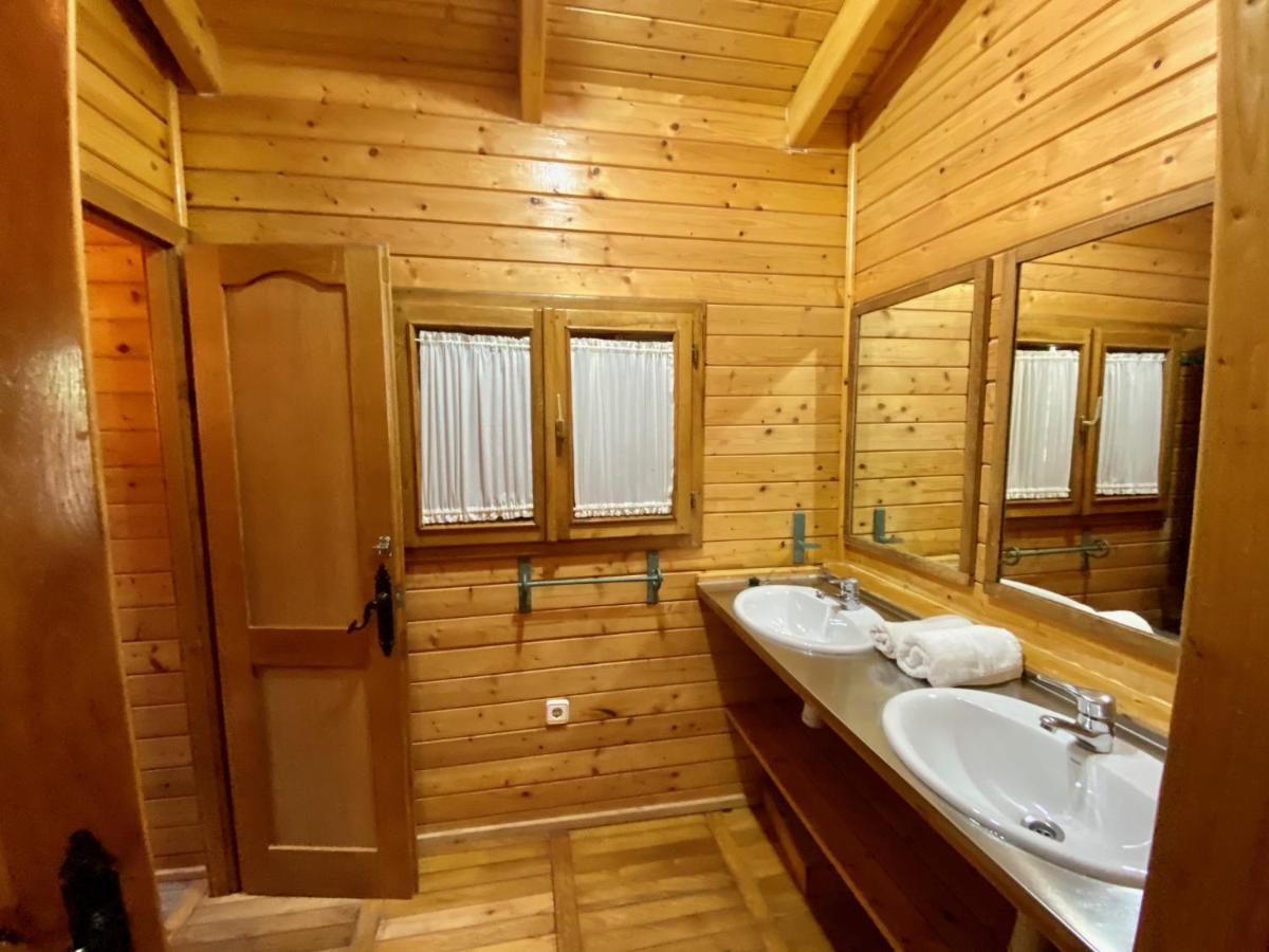 Camping Rural Llanos De Arance โกโตริโอส ภายนอก รูปภาพ